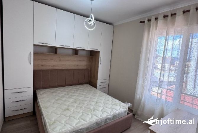 Shtepi me qera 2+1 ne Tirane - 500 Euro