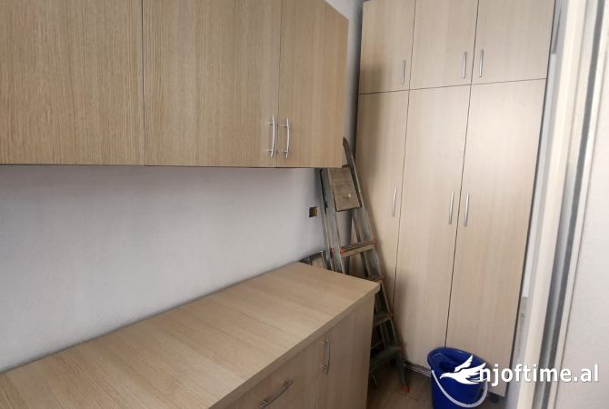 Shtepi me qera Apartament ne Tirane, 2+1, Mobilimi E mobiluar, Pagesa 600  Euro.