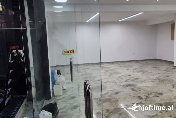 Ambient biznesi me qera 1+1 ne Tirane - 3,500 Euro