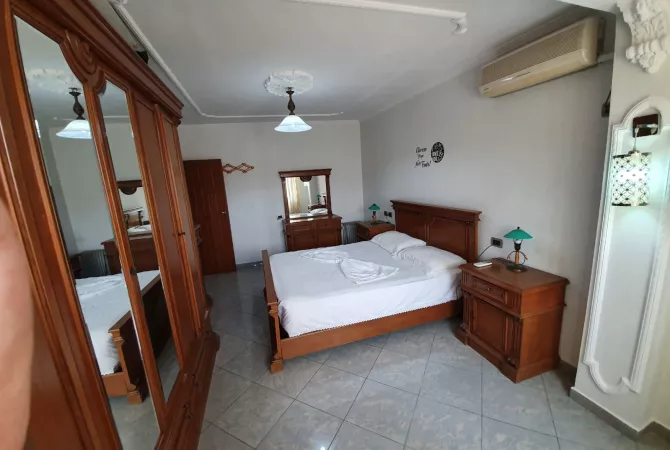 Shtepi me qera Apartament ne Tirane, 1+1, Mobilimi E mobiluar, Pagesa 60,000  Leke.