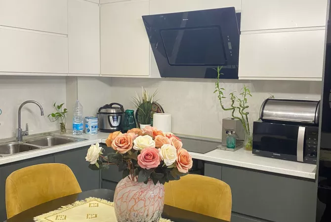 Shtepi me qera Apartament ne Tirane, 1+1, Mobilimi E mobiluar, Pagesa 900  Euro.