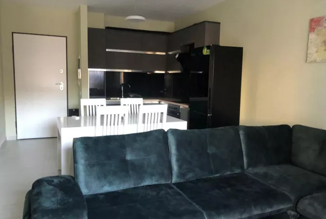 Shtepi me qera 1+1 ne Tirane - 900 Euro