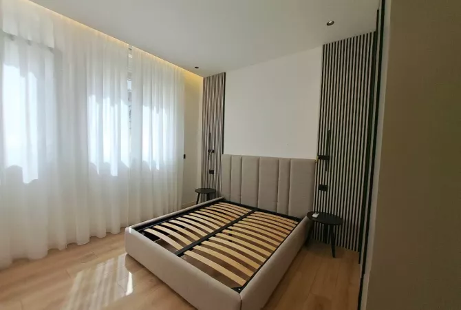 Shtepi ne shitje Apartament ne Tirane, 1+1, Mobilimi E mobiluar, Pagesa 128,000  Euro.