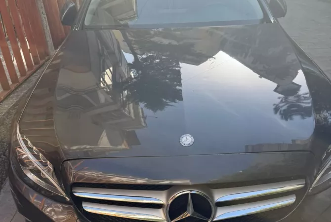 Cars for sale in Tirana, Mercedes-Benz, 2017 Diesel,Kambio Automatik Payment 15,000  Euro.