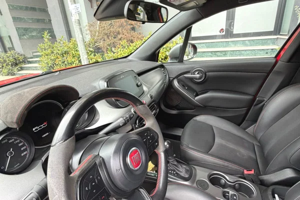 Makina ne shitje ne Tirane, Fiat, 2019 Diesel,Kambio Automatik Pagesa 10,800  Euro.