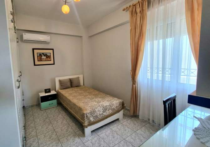 Shtepi ne shitje Apartament ne Sarande, 3+1, Mobilimi E mobiluar, Pagesa 154,000  Euro.