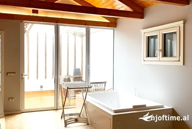 Shtepi me qera 1+1 ne Tirane - 650 Euro
