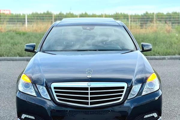 Makina ne shitje ne Tirane - 9,700 Euro