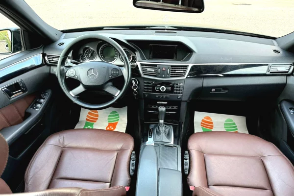 Cars for sale in Tirana, Mercedes-Benz, 2010 Diesel,Kambio Automatik Payment 9,500  Euro.