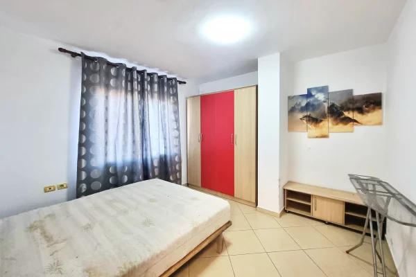 Shtepi me qera Apartament ne Tirane, 2+1, Mobilimi E mobiluar, Pagesa 630  Euro.