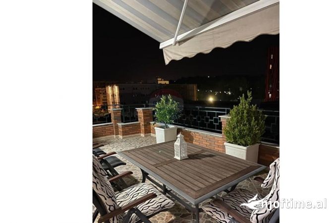 Shtepi me qera 3+1 ne Tirane - 1,800 Euro