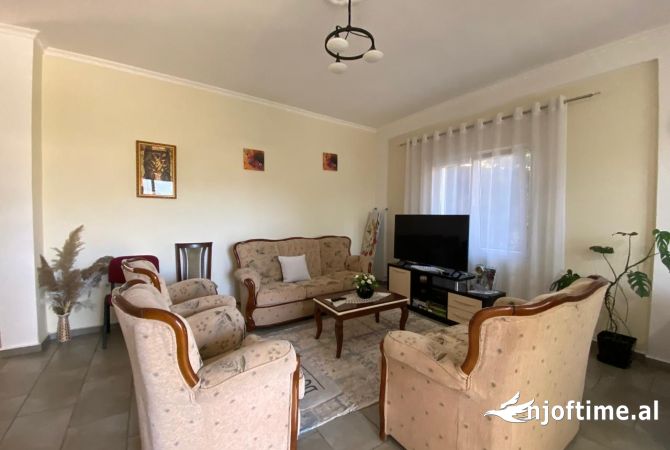 Shtepi me qera 3+1 ne Tirane - 650 Euro