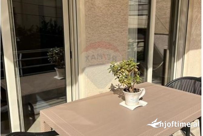 Shtepi me qera 1+1 ne Tirane - 600 Euro