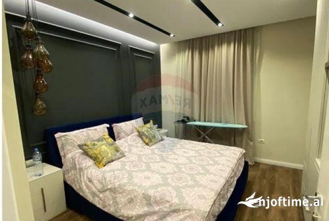 Shtepi me qera 3+1 ne Tirane - 1,700 Euro