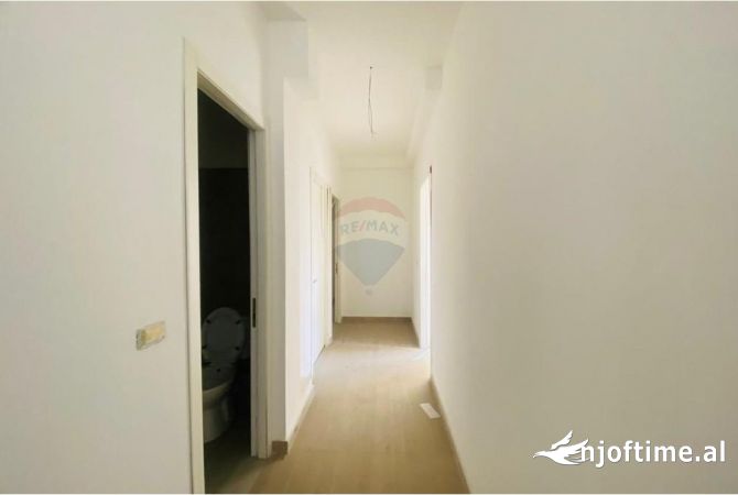 Shtepi ne shitje 2+1 ne Tirane - 175,000 Euro