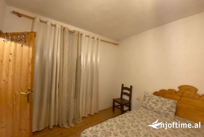 Shtepi me qera 2+1 ne Tirane - 450 Euro