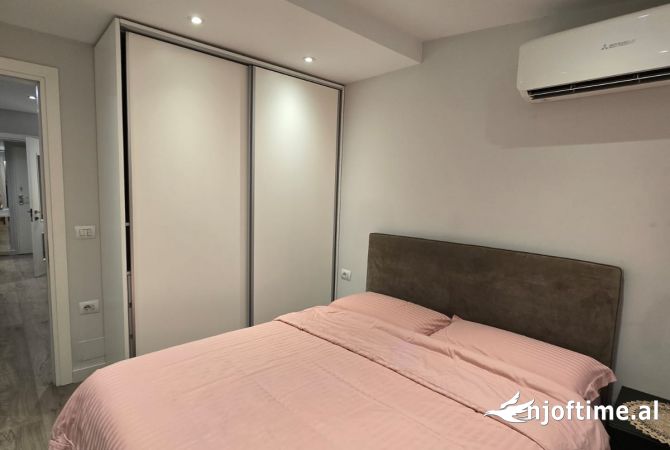 Shtepi me qera 2+1 ne Tirane - 1,200 Euro
