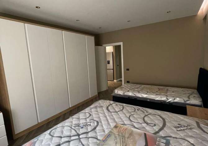 Shtepi me qera Apartament ne Tirane, 1+1, Mobilimi E mobiluar, Pagesa 60,000  Leke.