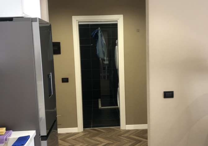 Shtepi me qera Apartament ne Tirane, 1+1, Mobilimi E mobiluar, Pagesa 60,000  Leke.