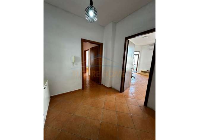 Shtepi me qera 2+1 ne Tirane - 500 Euro