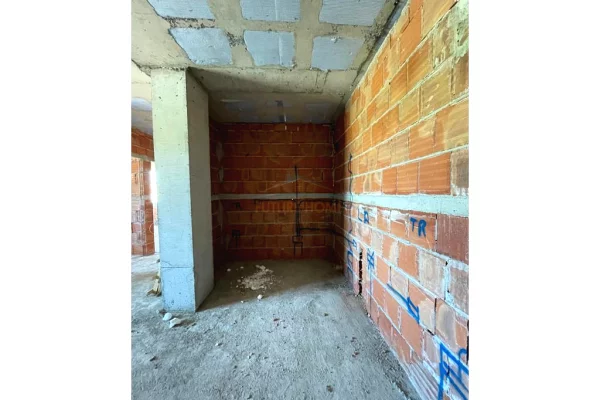 House for Sale 2+1 in Tirana - 109,000 Euro