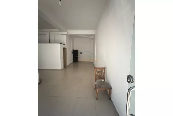 Ambjent biznesi me qera 1+1 ne Tirane - 600 Euro