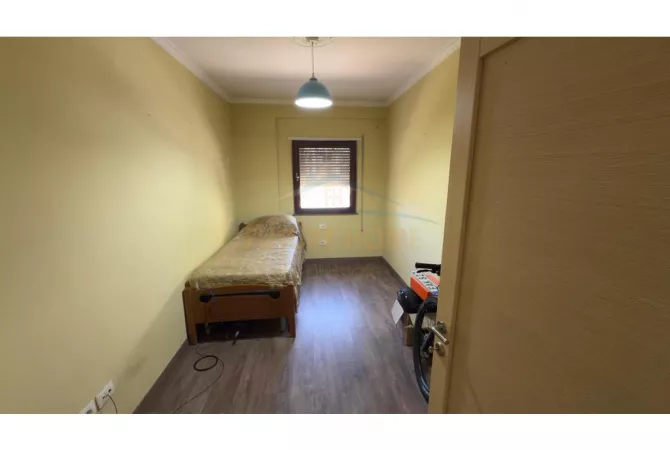 Shtepi ne shitje 3+1 ne Tirane - 240,000 Euro
