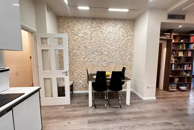Shtepi ne shitje 3+1 ne Tirane - 310,000 Euro