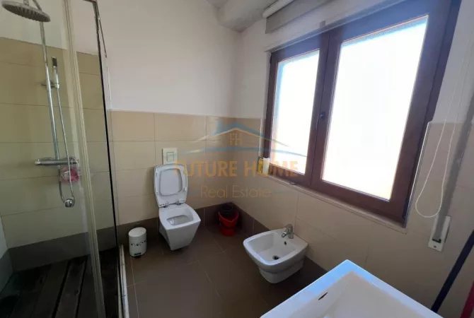 Shtepi me qera 3+1 ne Tirane - 800 Euro