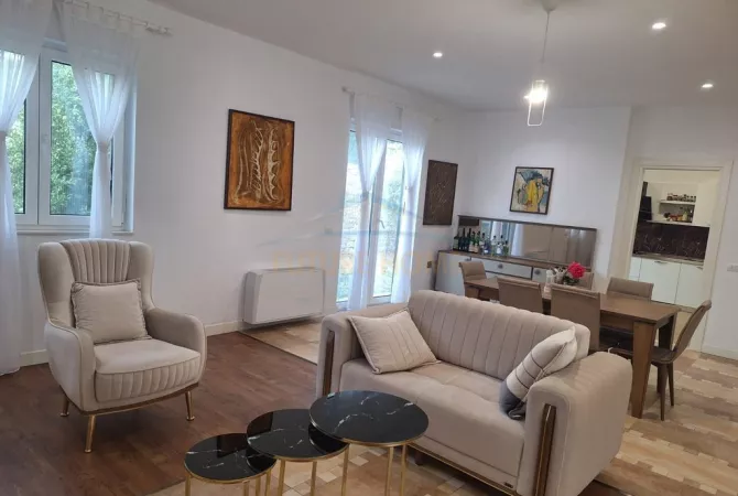 House for Sale 4+1 in Tirana - 650,000 Euro