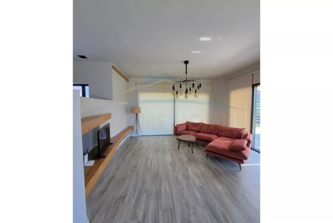 House for Sale 4+1 in Tirana - 800,000 Euro