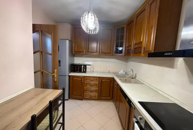 Casa in vendita 4+1 a Tirana - 225,000 Euro