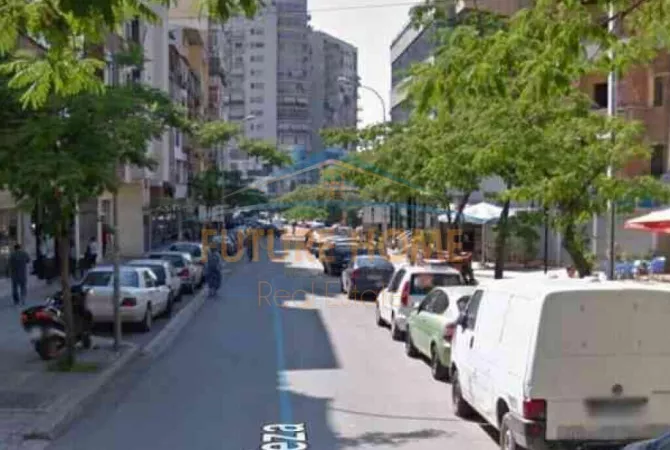 Shtepi ne shitje 4+1 ne Tirane - 225,000 Euro