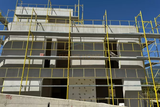 House for Sale 4+1 in Tirana - 59,200 Euro