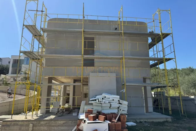 Casa in vendita 4+1 a Tirana - 59,200 Euro