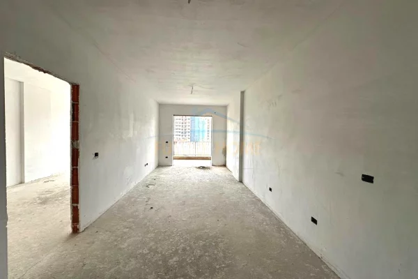 House for Sale 1+1 in Tirana - 89,500 Euro