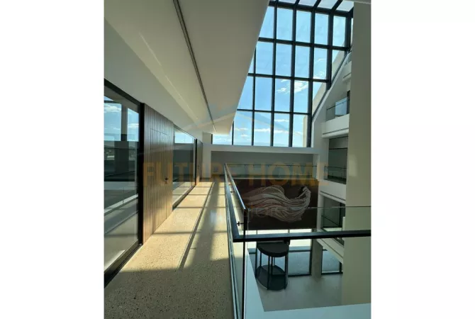 Qera, Godine Multifunksionale,Autosrtada Tirane- Durres.