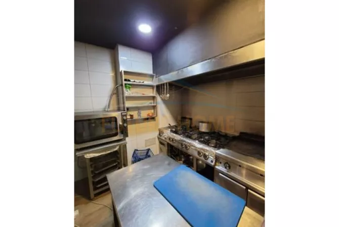 Ambient biznesi ne shitje 2+1 ne Tirane - 650,000 Euro