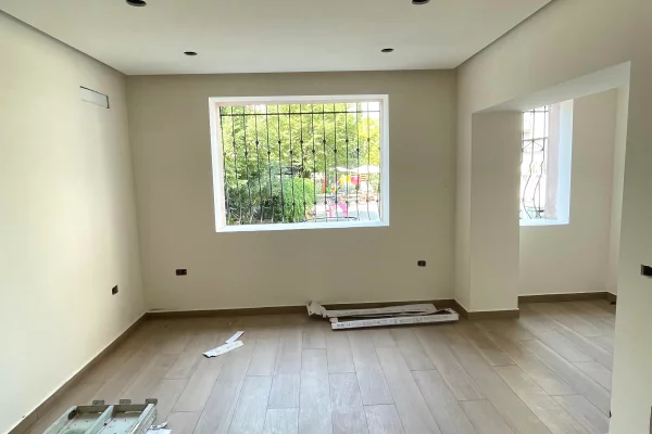 Shtepi ne shitje 2+1 ne Tirane - 170,000 Euro