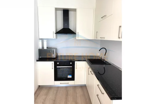 Qera, Ambient Biznesi, Blloku, Tirane