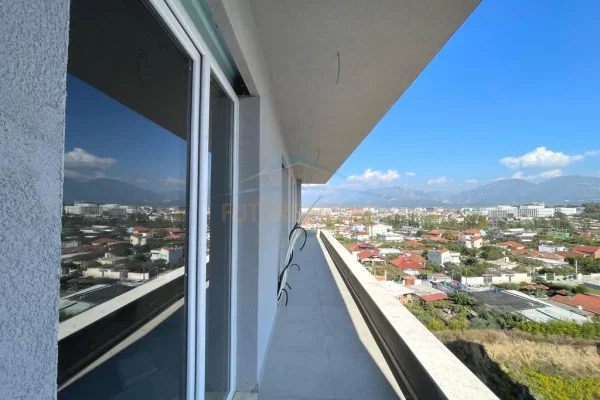 Shtepi ne shitje Apartament ne Tirane, 2+1, Mobilimi Bosh, pa mobiluar, Pagesa 141,185  Euro.