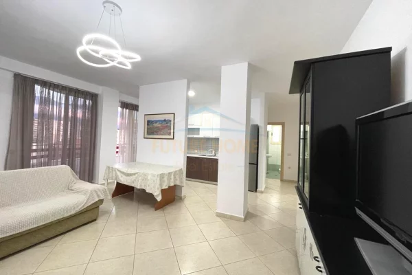 Shtepi me qera Apartament ne Tirane, 2+1, Mobilimi E mobiluar, Pagesa 550  Euro.