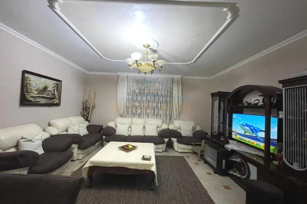 Shtepi ne shitje 2+1 ne Tirane - 128,000 Euro