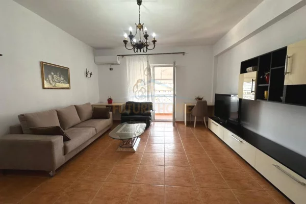 Shtepi me qera 1+1 ne Tirane - 550 Euro