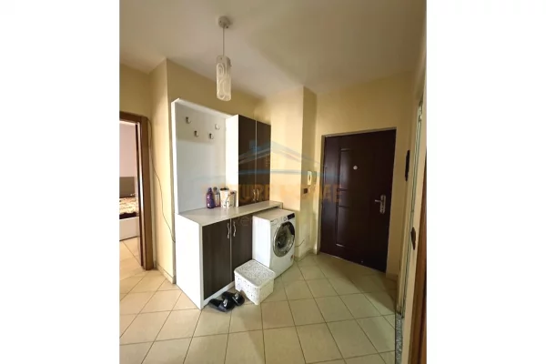 Shtepi ne shitje Apartament ne Tirane, 2+1, Mobilimi E mobiluar, Pagesa 140,000  Euro.