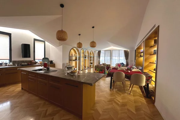 House for Rent 2+1 in Tirana - 1,800 Euro