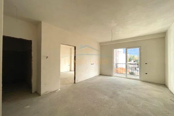 Shtepi ne shitje 1+1 ne Tirane - 105,000 Euro