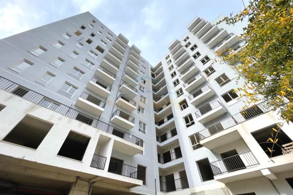 Shtepi ne shitje 1+1 ne Tirane - 105,000 Euro