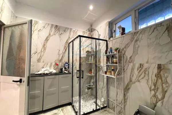 Shtepi ne shitje Shtepi Private ne Tirane, 2+1, Mobilimi E mobiluar, Pagesa 245,000  Euro.