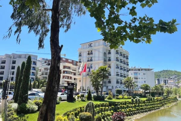 Shtepi ne shitje 2+1 ne Tirane - 237,000 Euro